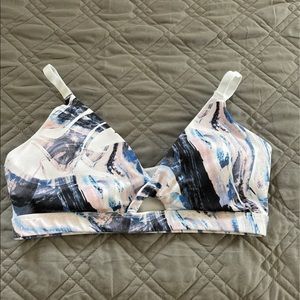 Fabletics sports bra
